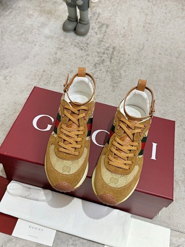GUCCI Re-Motio Sneakers
