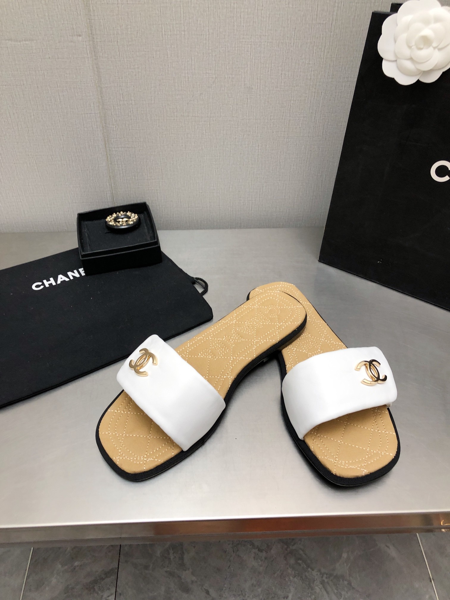 CHANEL Classic summer slippers