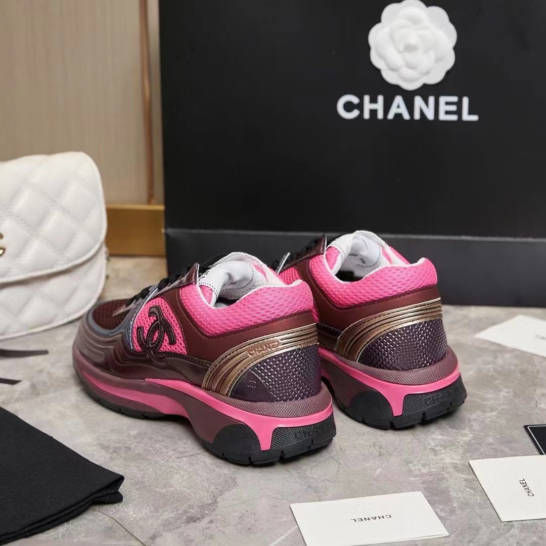 CHANEL Casual Sneakers