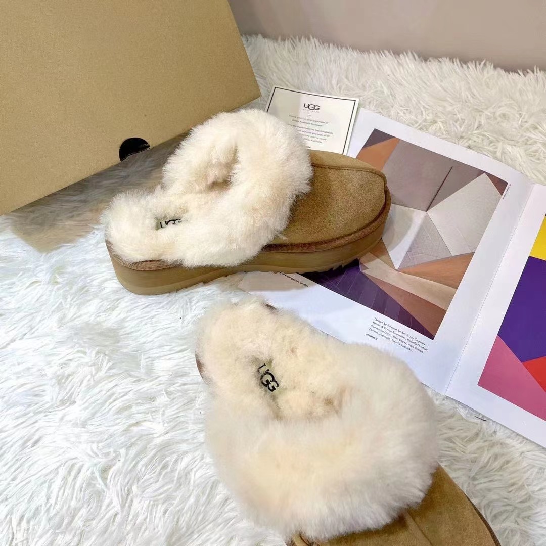 UGG Slippers