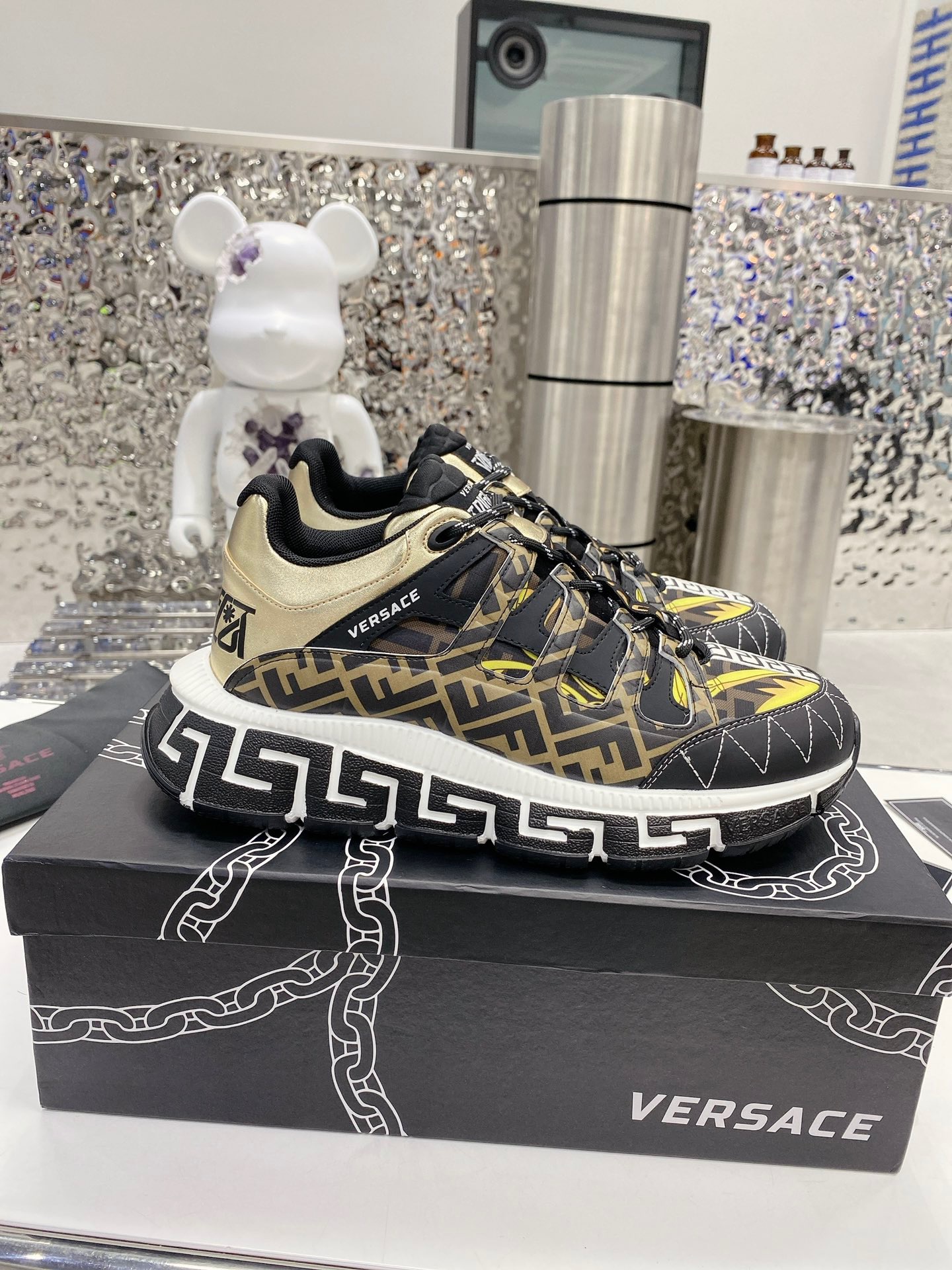 VERSACE Trigreca Sneakers