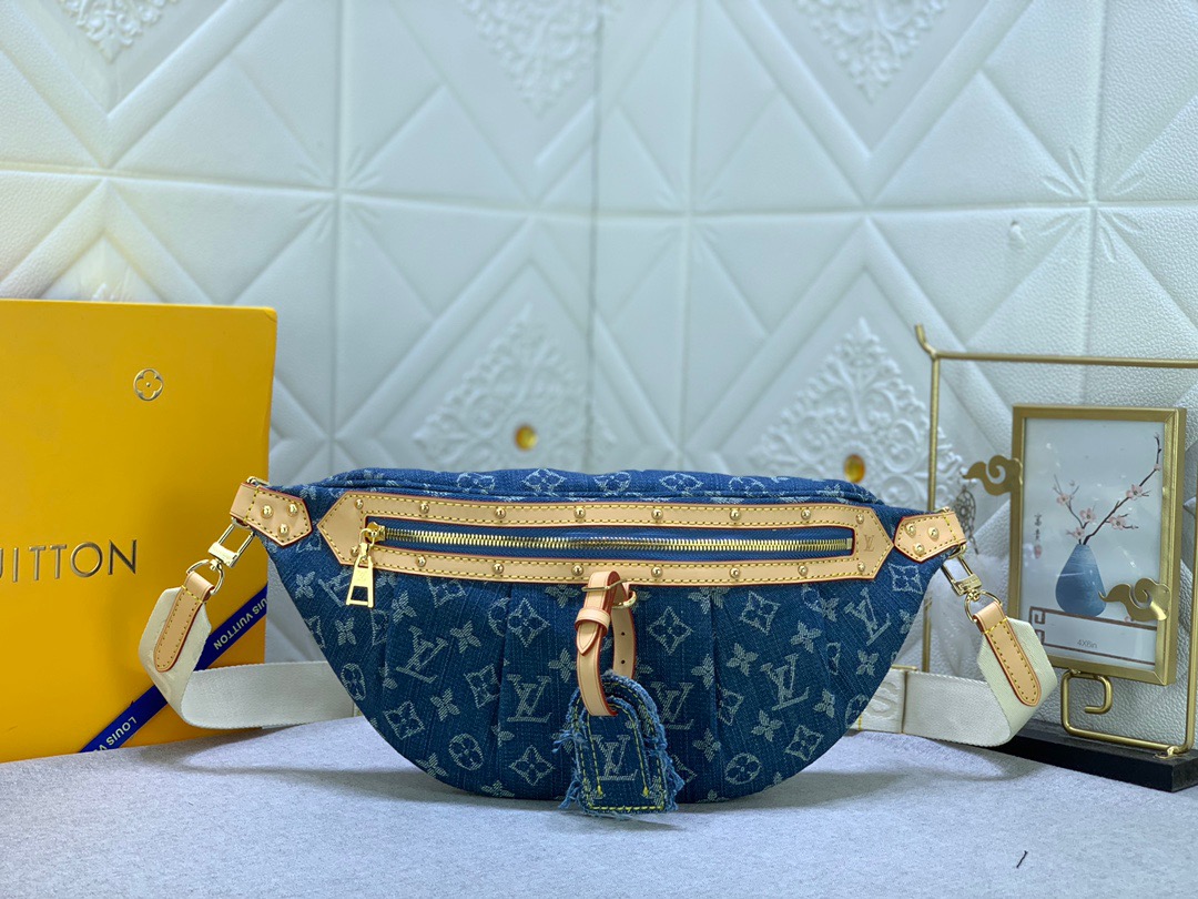 LV DISCOVERY Denim waist pack