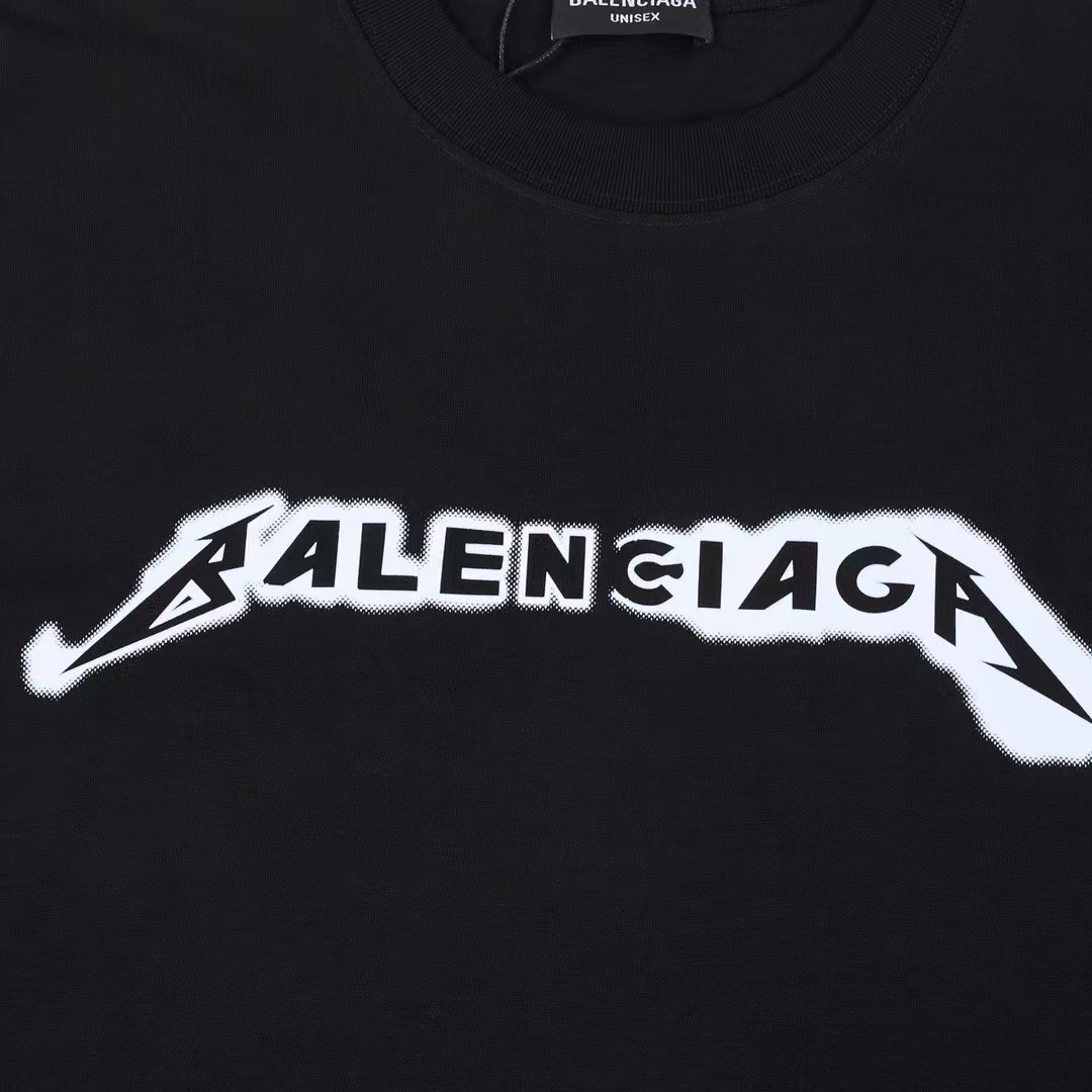 BALENCIAGA T shirt