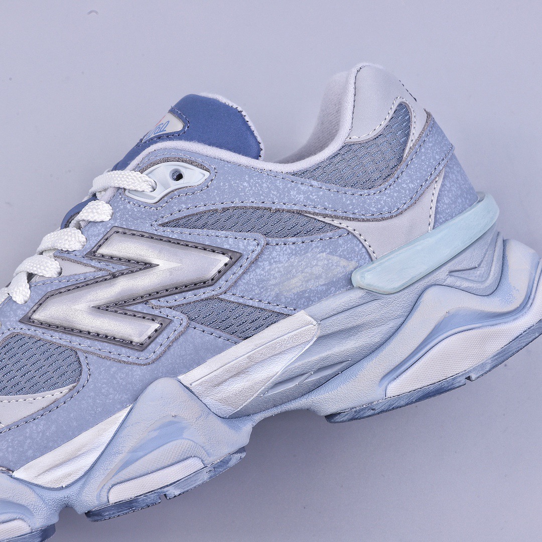 New Balance 9060 Sneakers