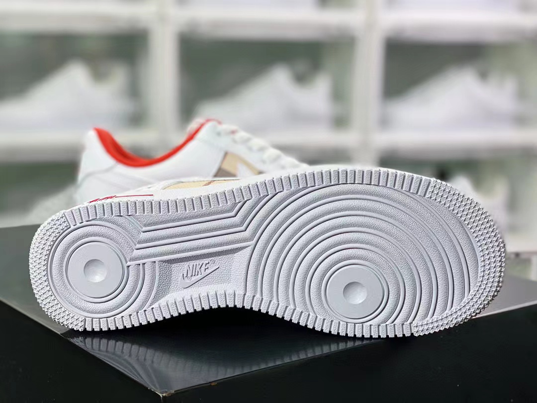 BURBERRY & NIKE Sneakers