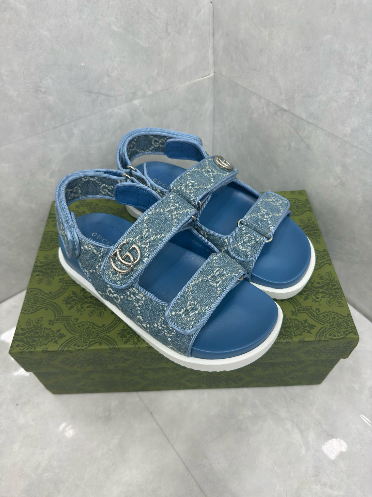 GUCCI Denim Sandals