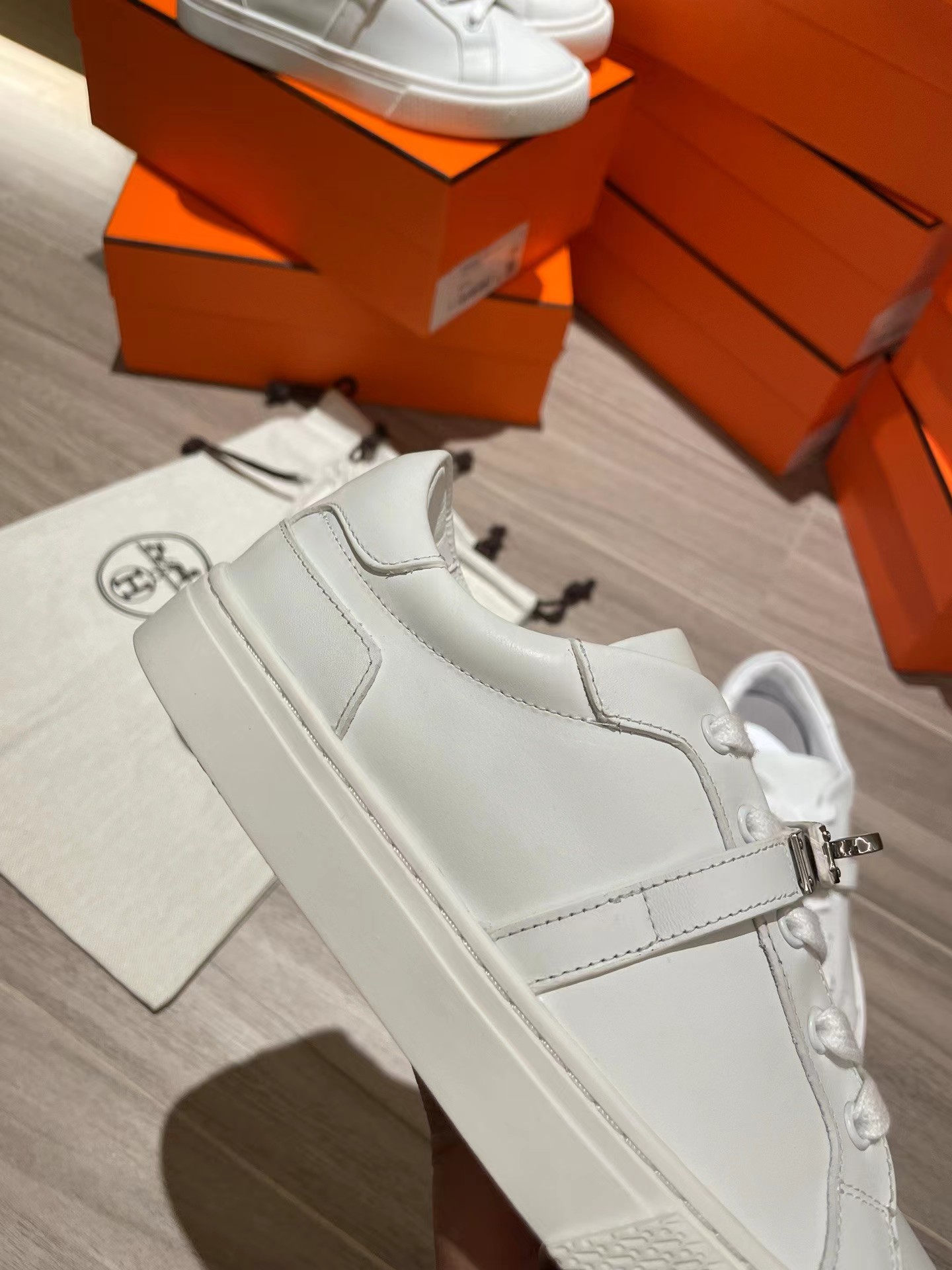 HERMES Kelly Sneakers