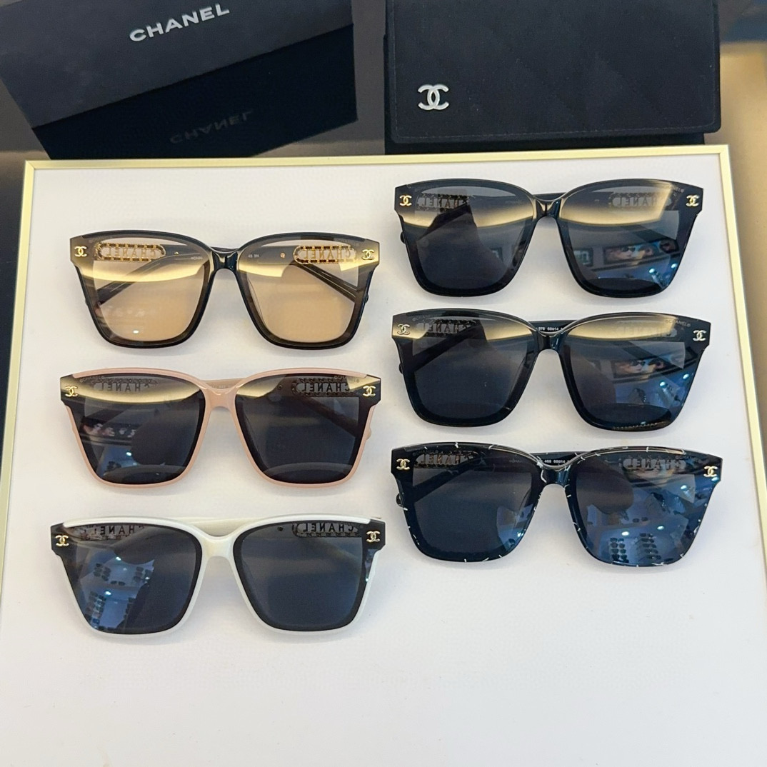 CHANEL sunglasses