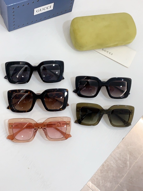 GUCCI sunglasses
