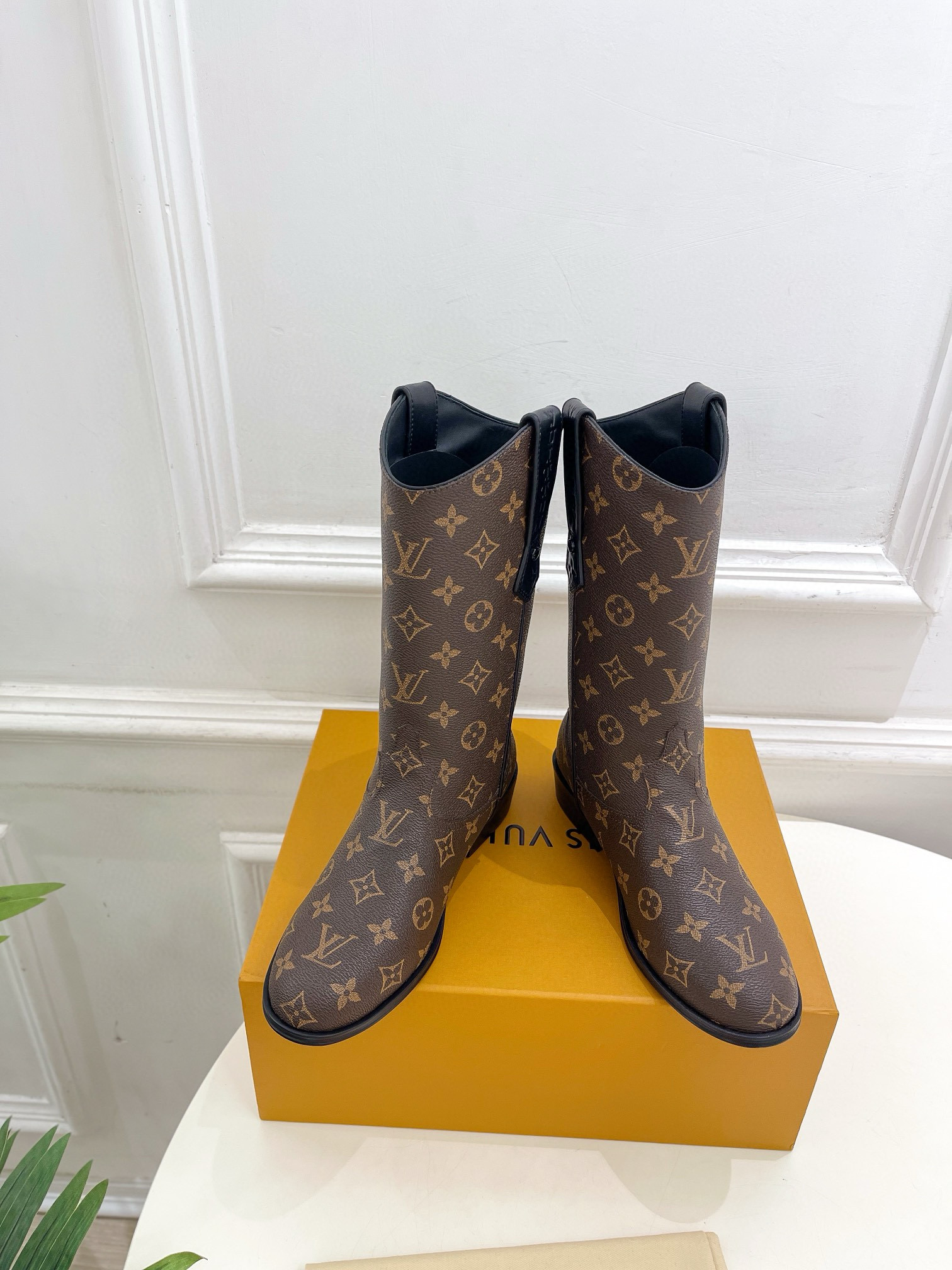 LV RIDER Western cowboy boots