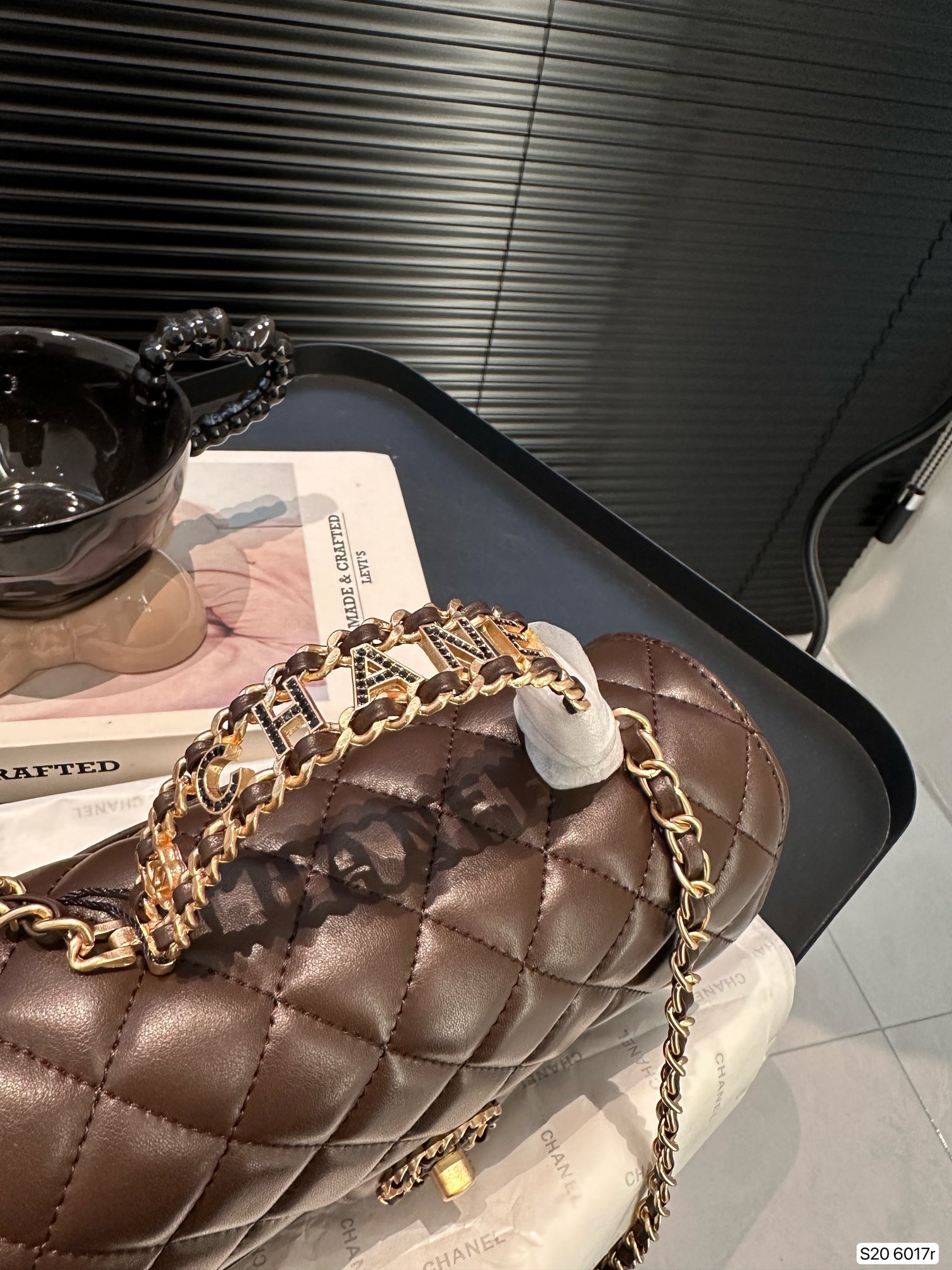 CHANEL Handbag （20cm）