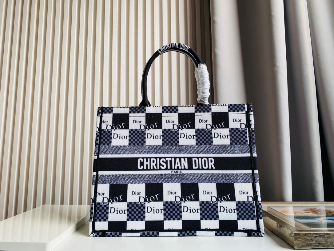 DIOR BAG