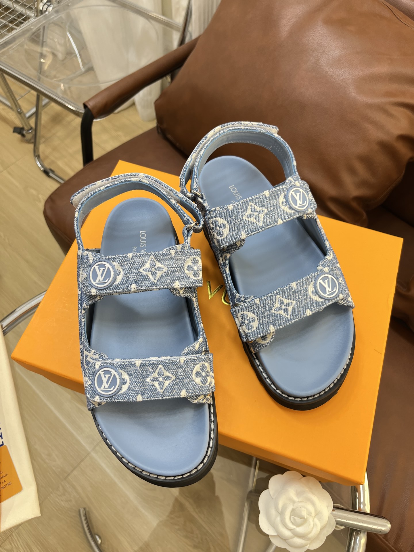 LOUIS VUITTON SANDALS