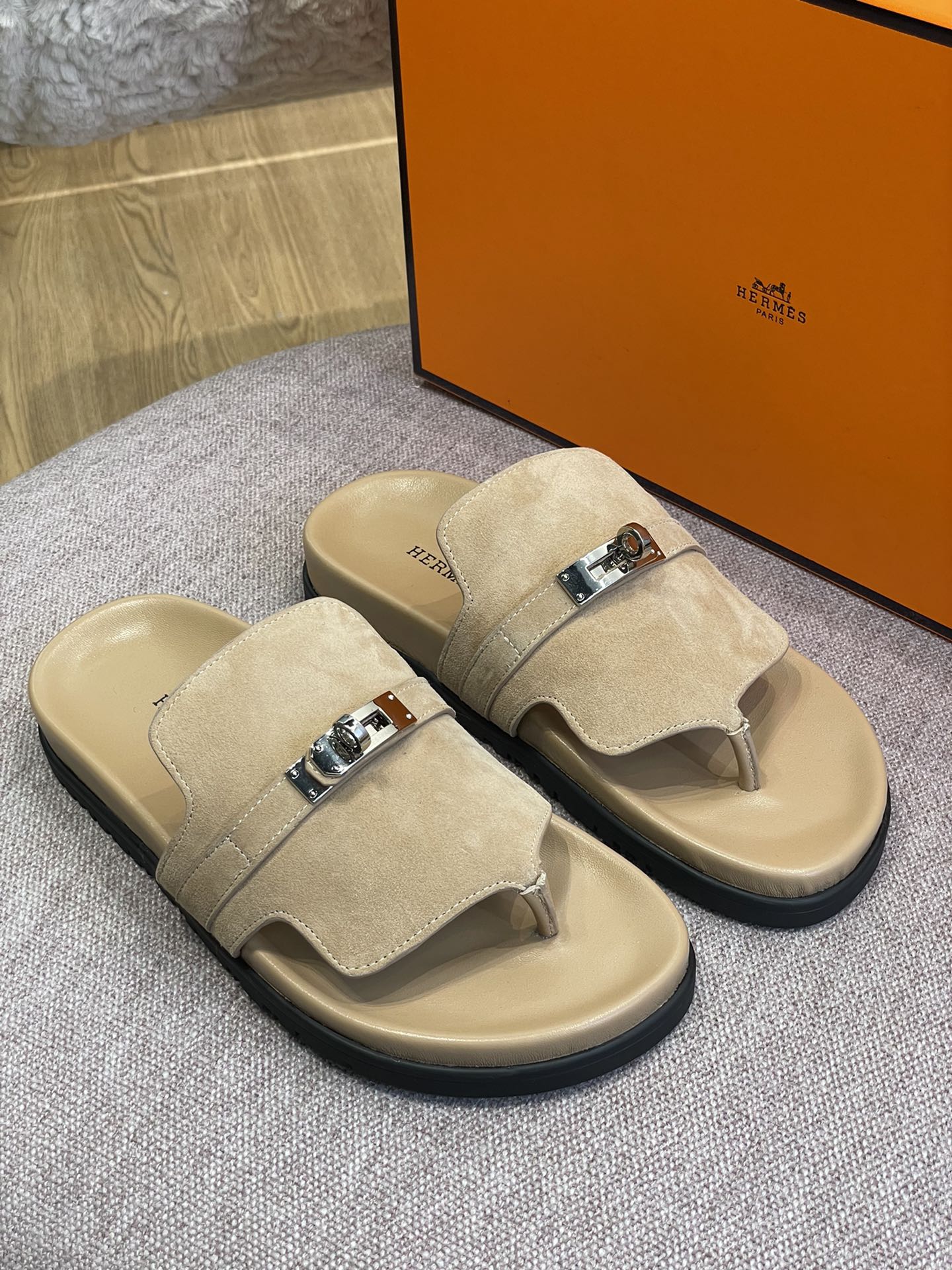 Hermès new pure leather classic Kelly flip-flops