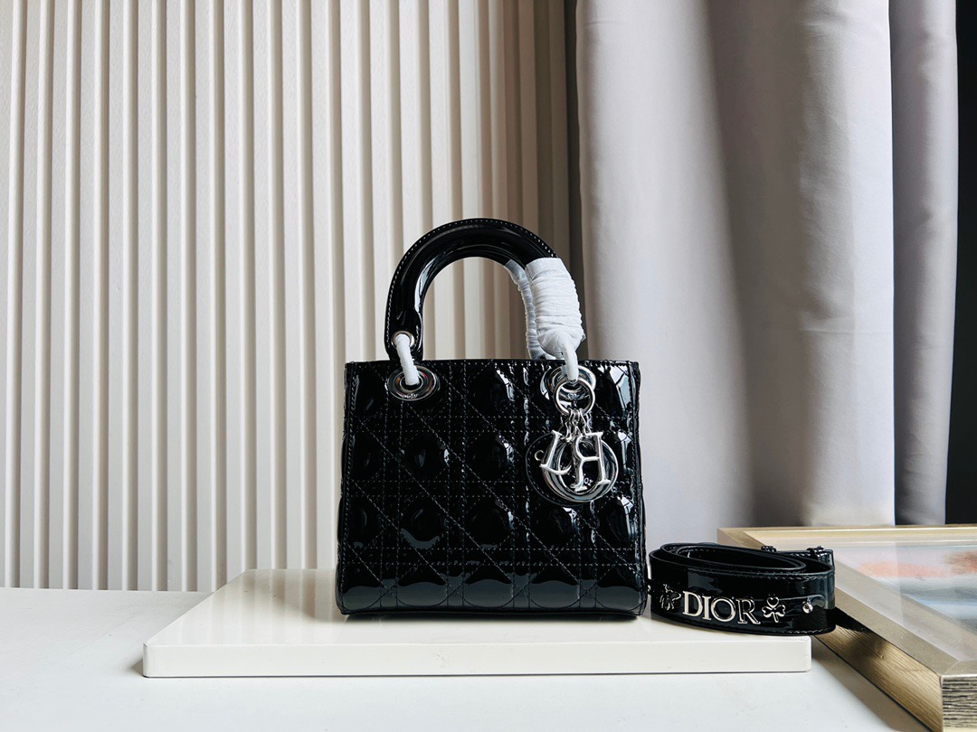 DIOR BAG