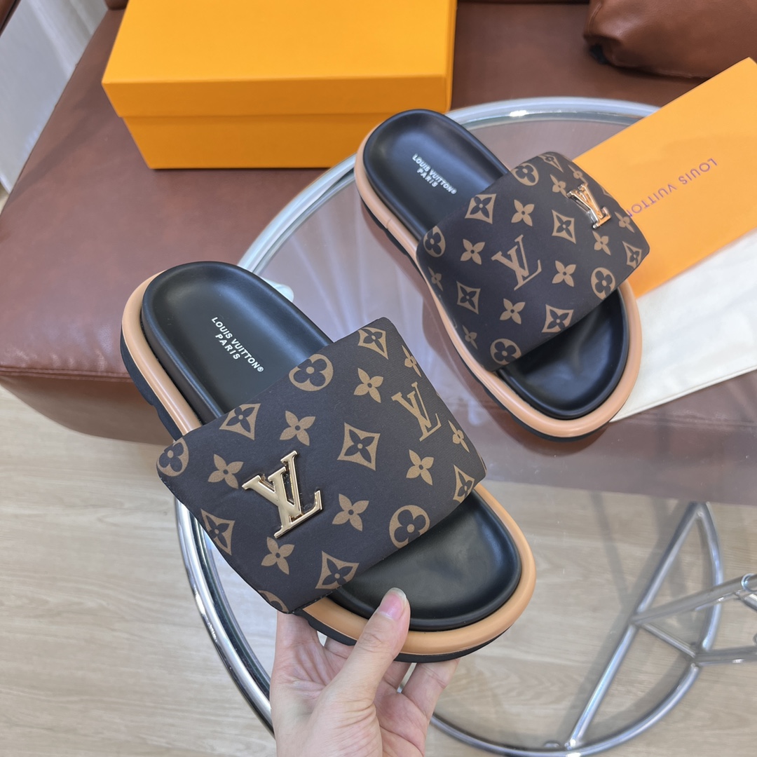 LOUIS VUITTON SLIDES