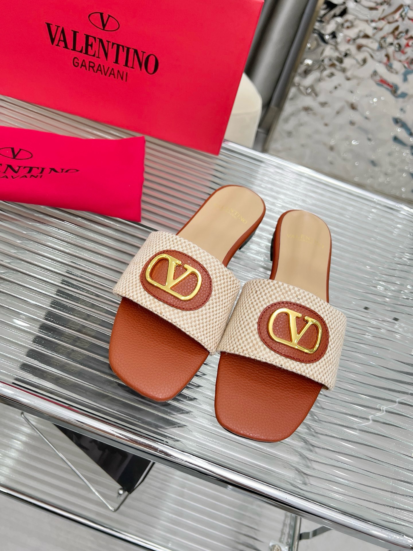 VALENTINO Slippers