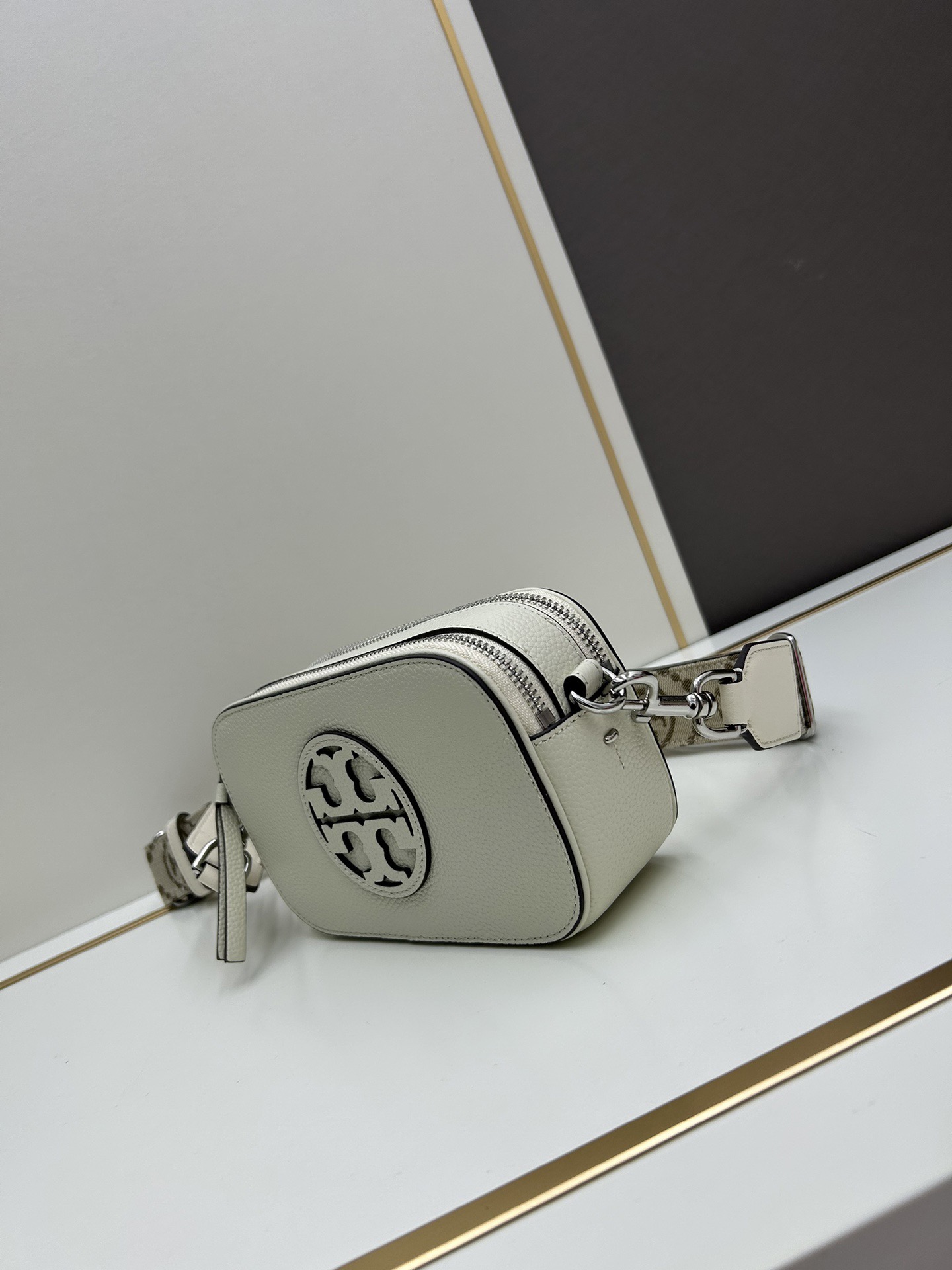 TORY BURCH Camera bag