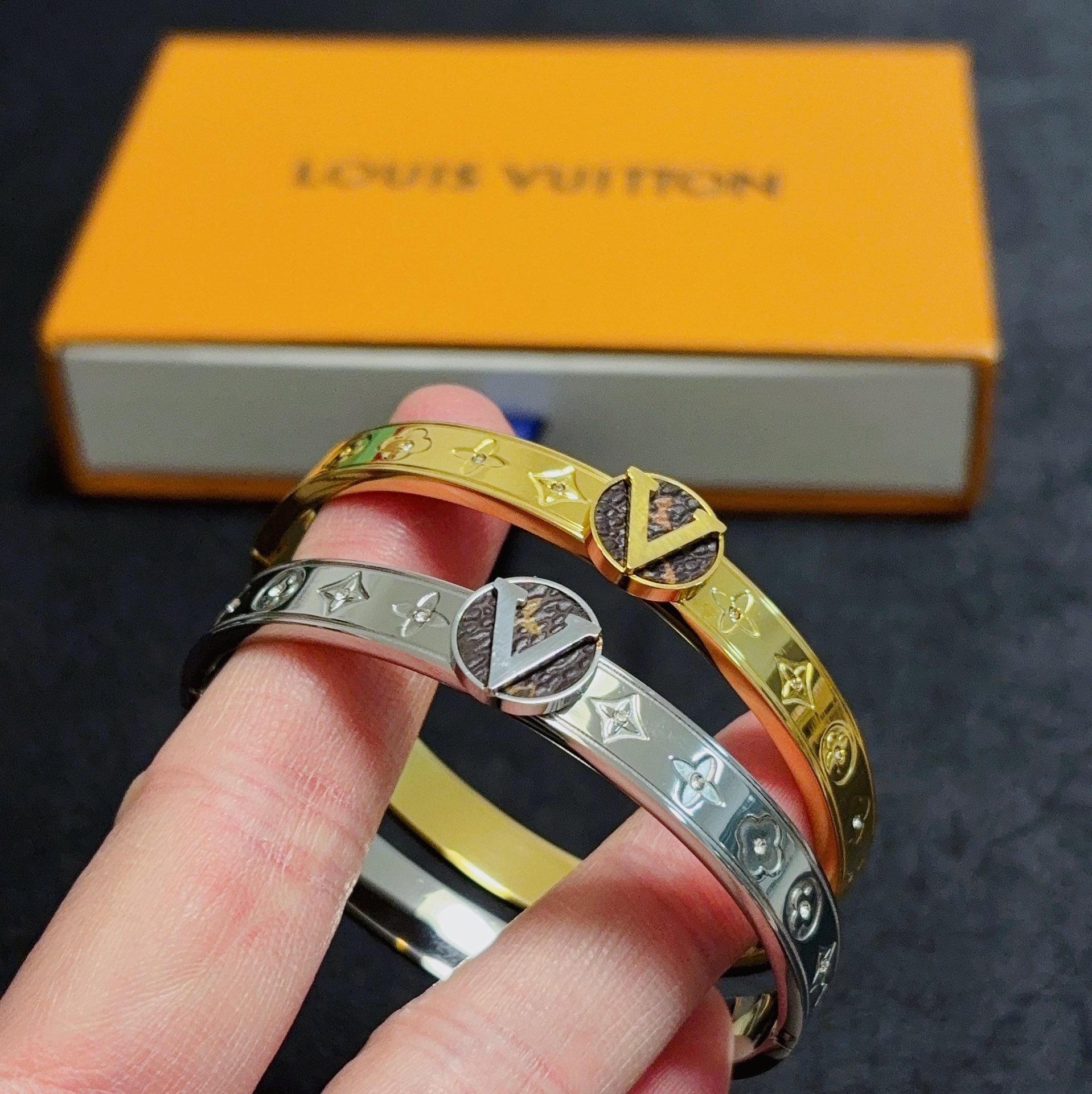 LV Bracelet