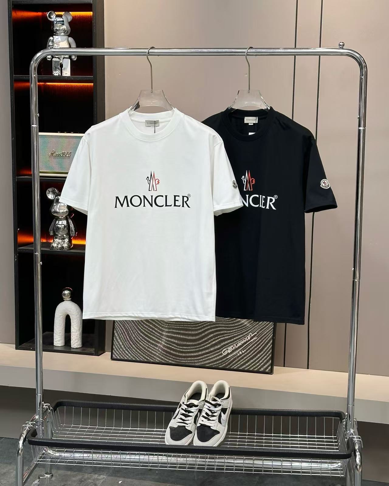 MONCLER T shirt