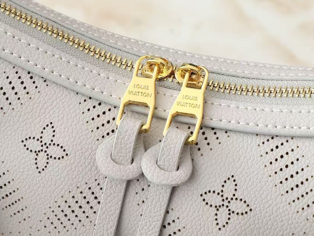 LV Hand It All Handbag (29*18*13cm)