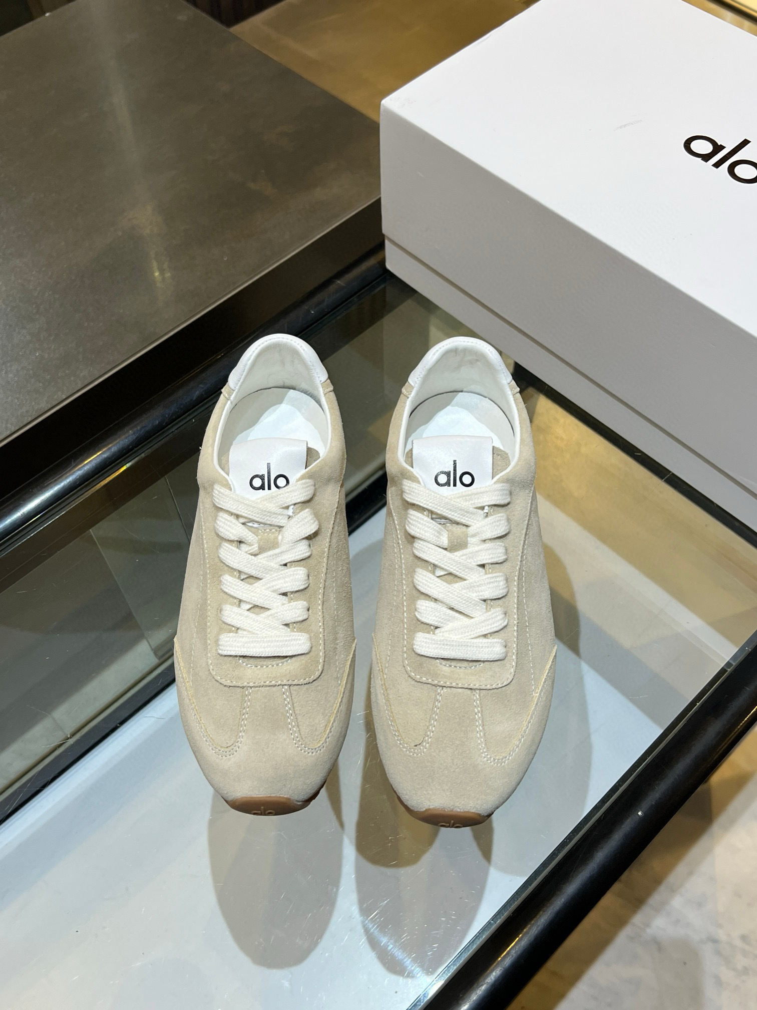 ALO Sneakers