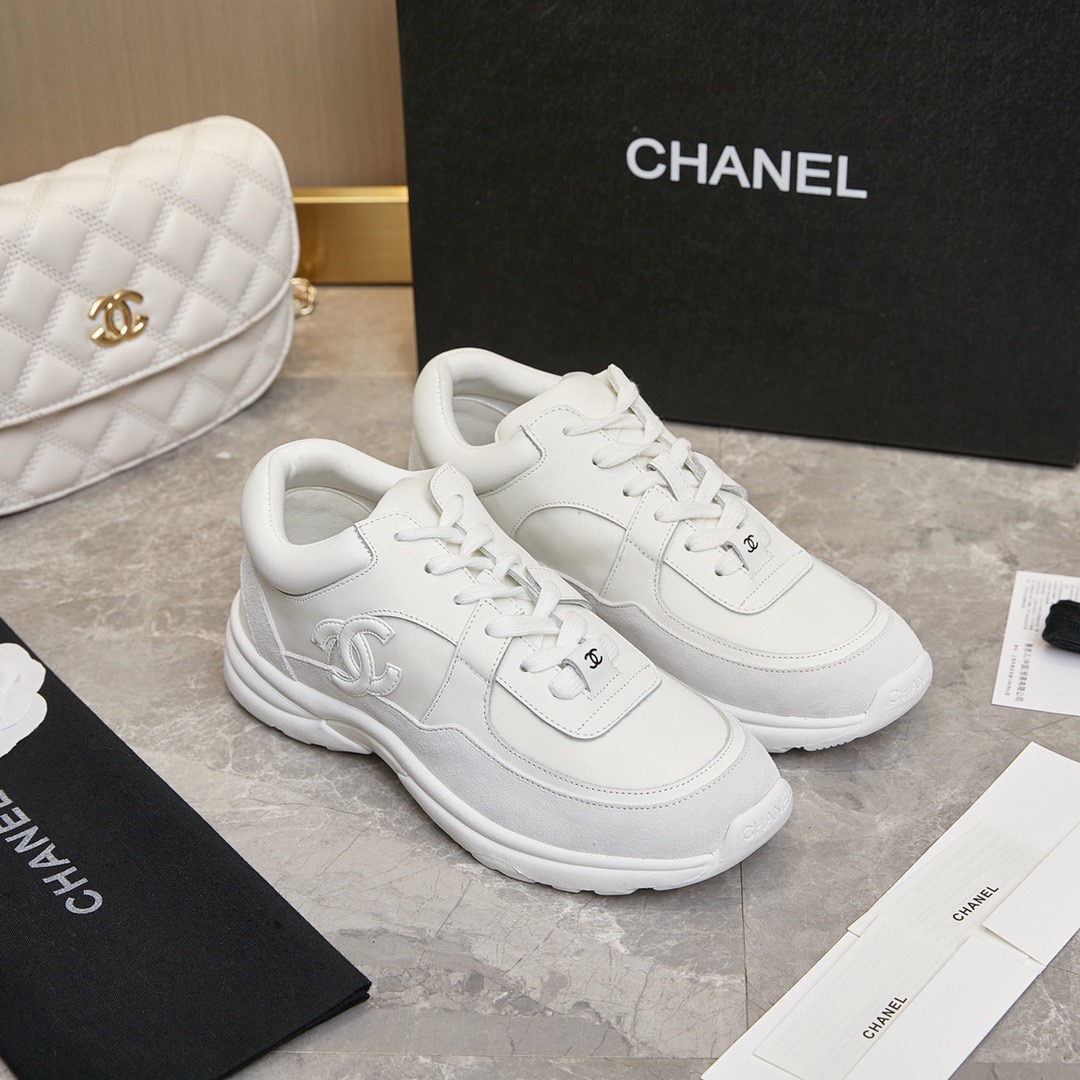CHANEL classics sneakers