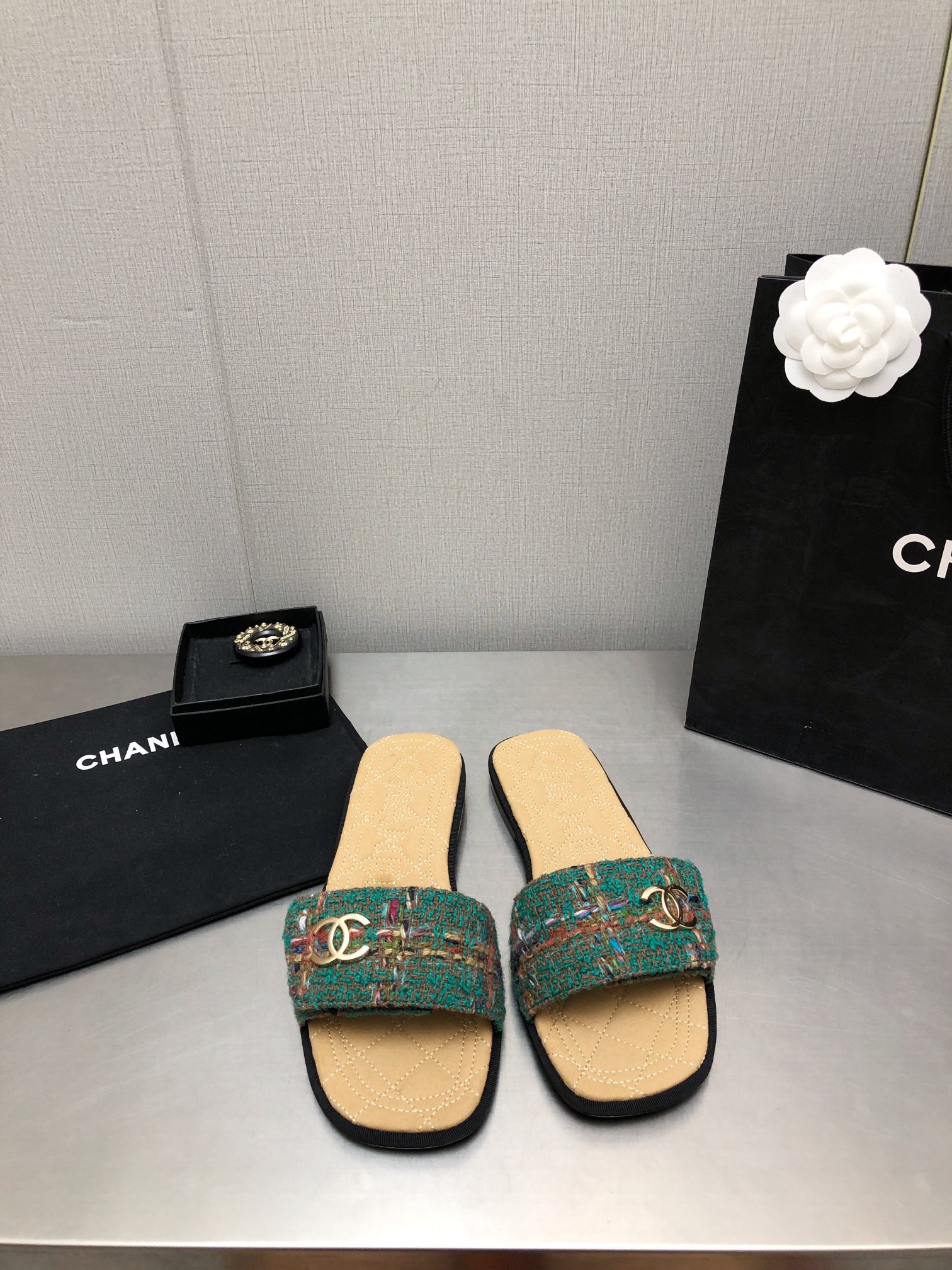CHANEL Classic summer slippers