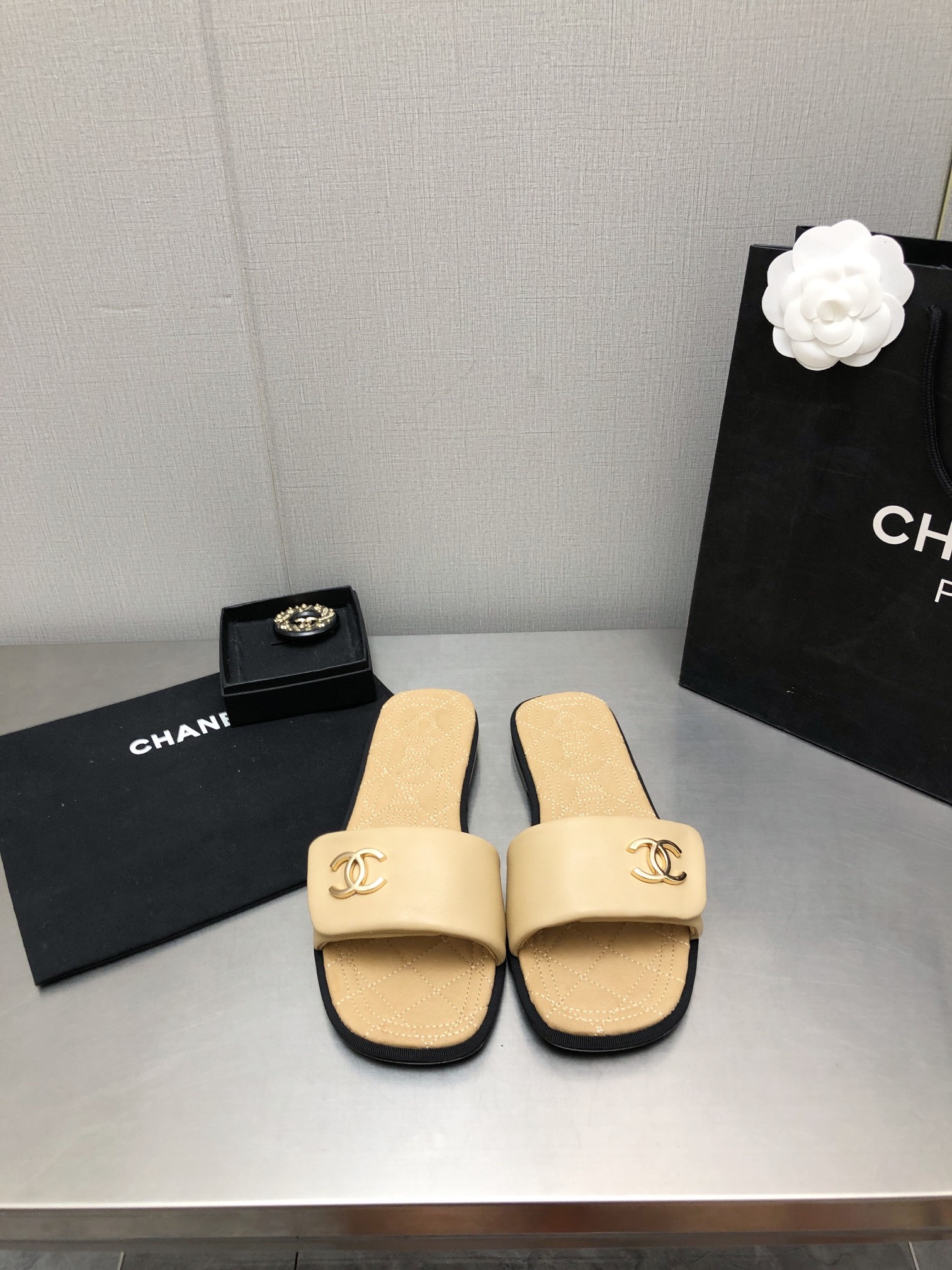 CHANEL Classic summer slippers