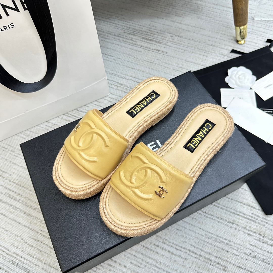 CHANEL twine woven slippers