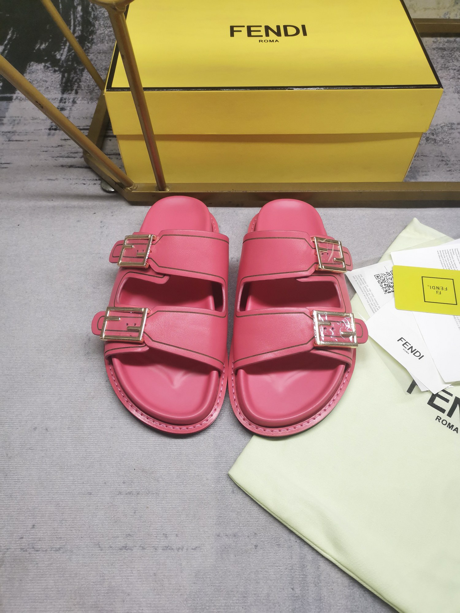 FENDI Feel