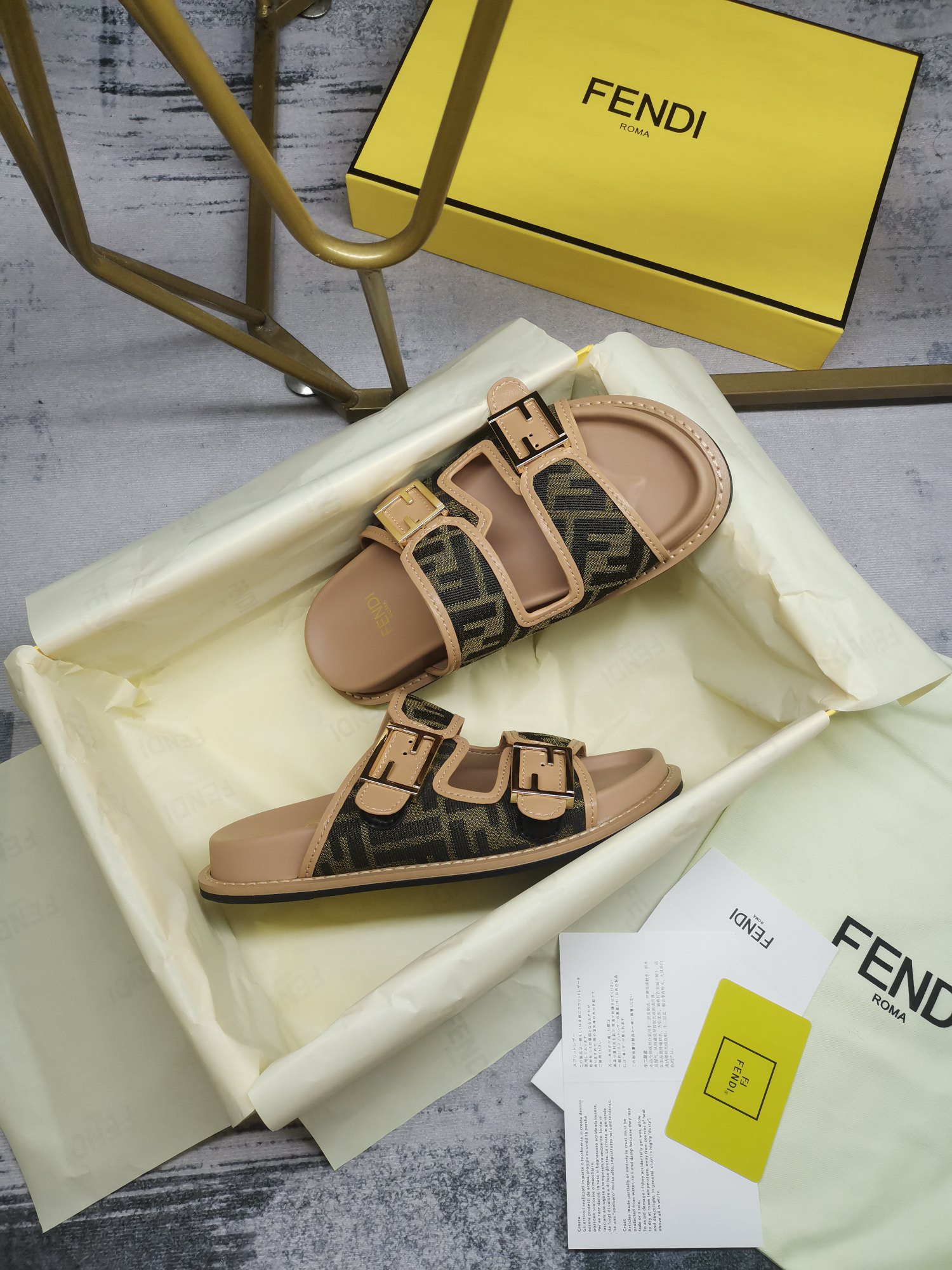 FENDI Feel