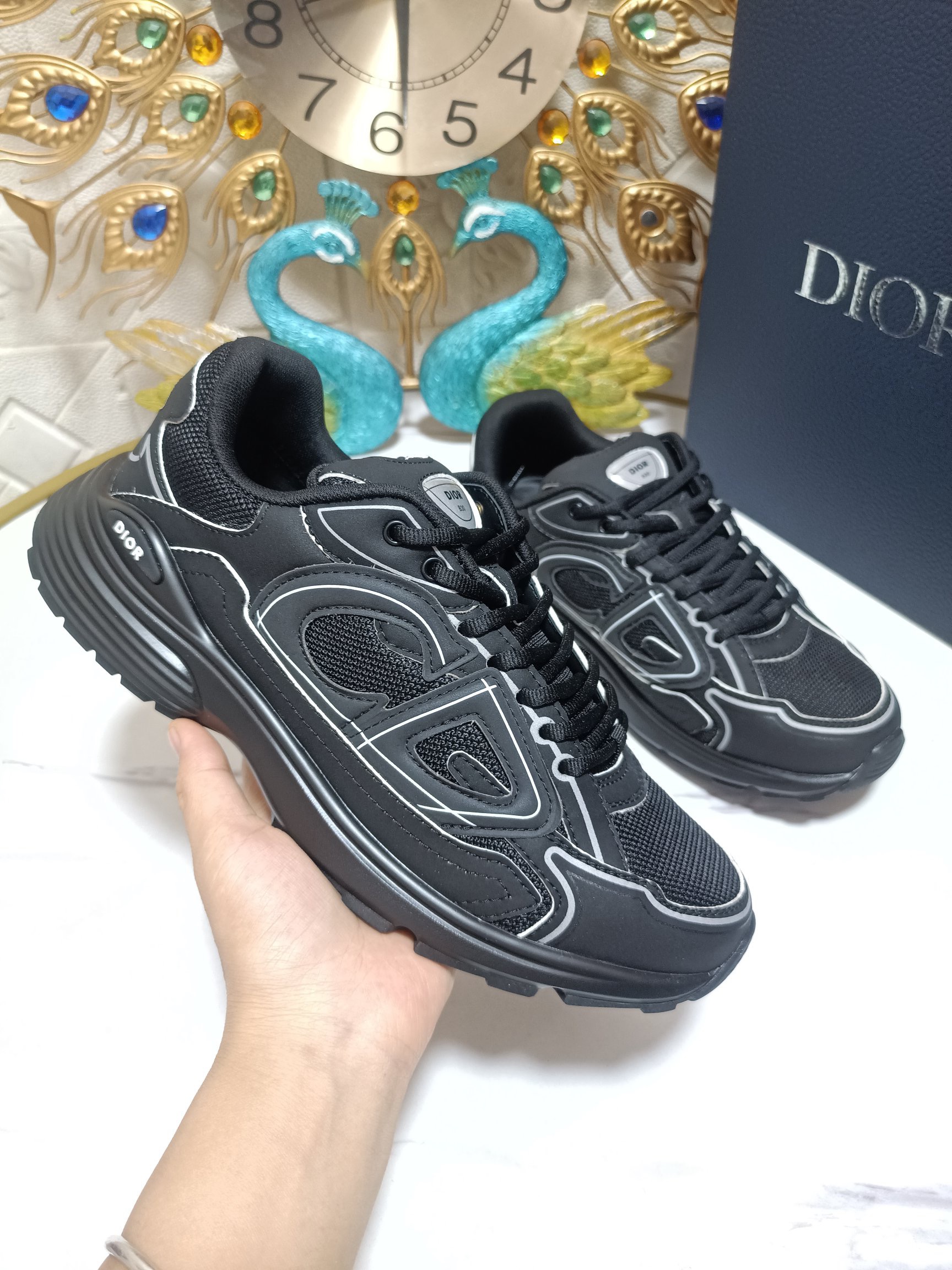 DIOR B30 Sneakers
