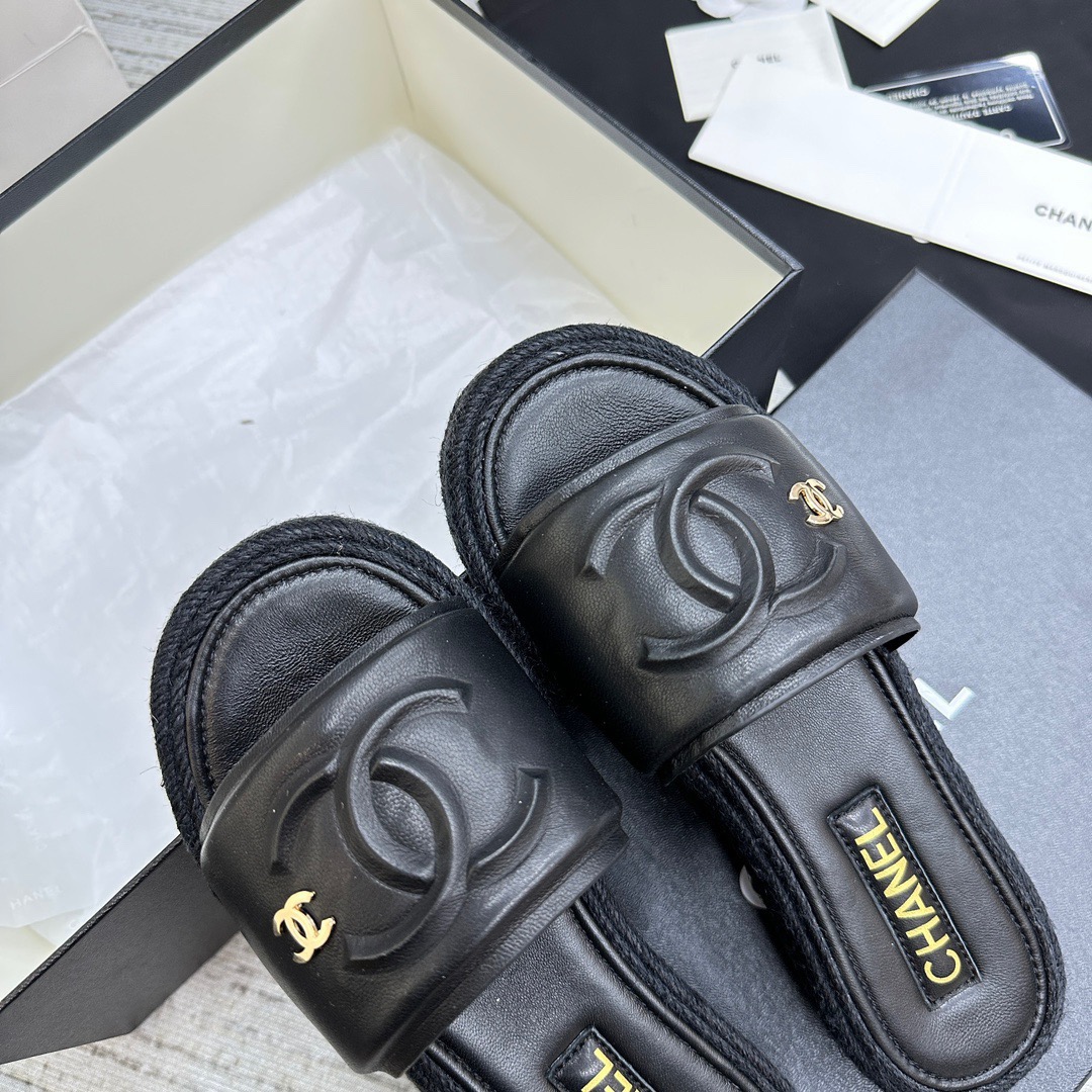 CHANEL twine woven slippers