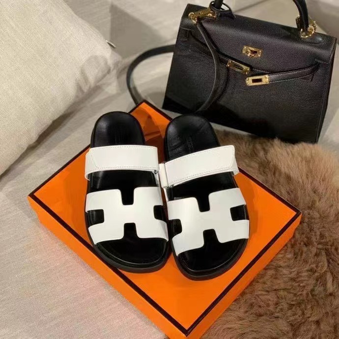 HERMES Chypre Sandals
