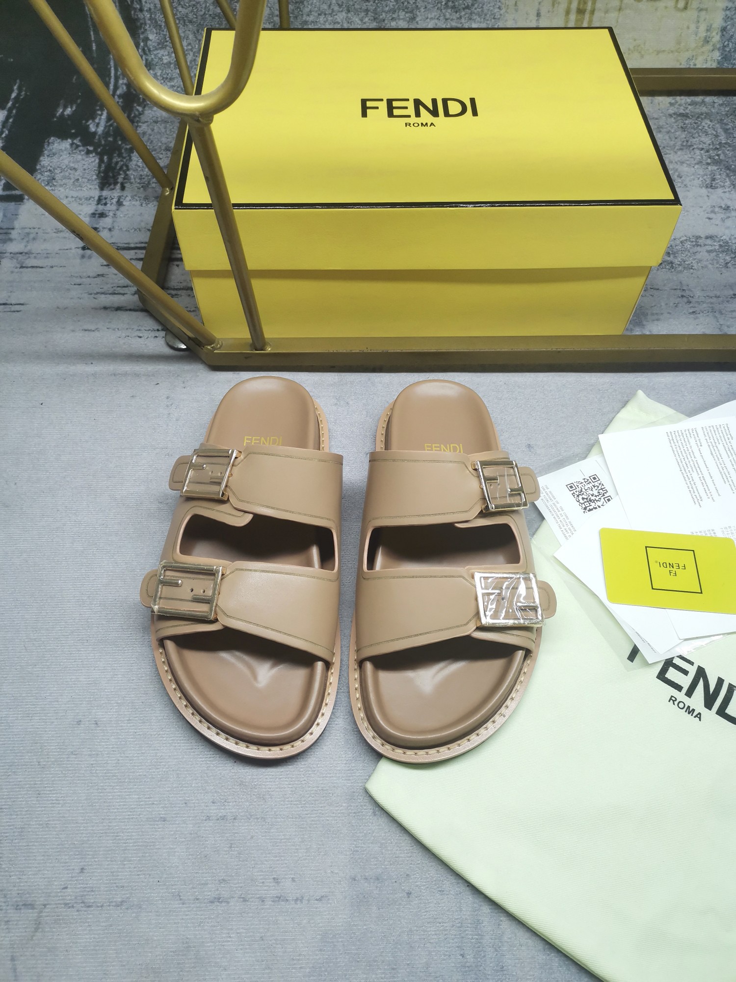 FENDI Feel