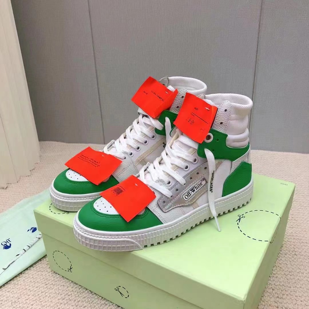 OFF COURT Sneakers
