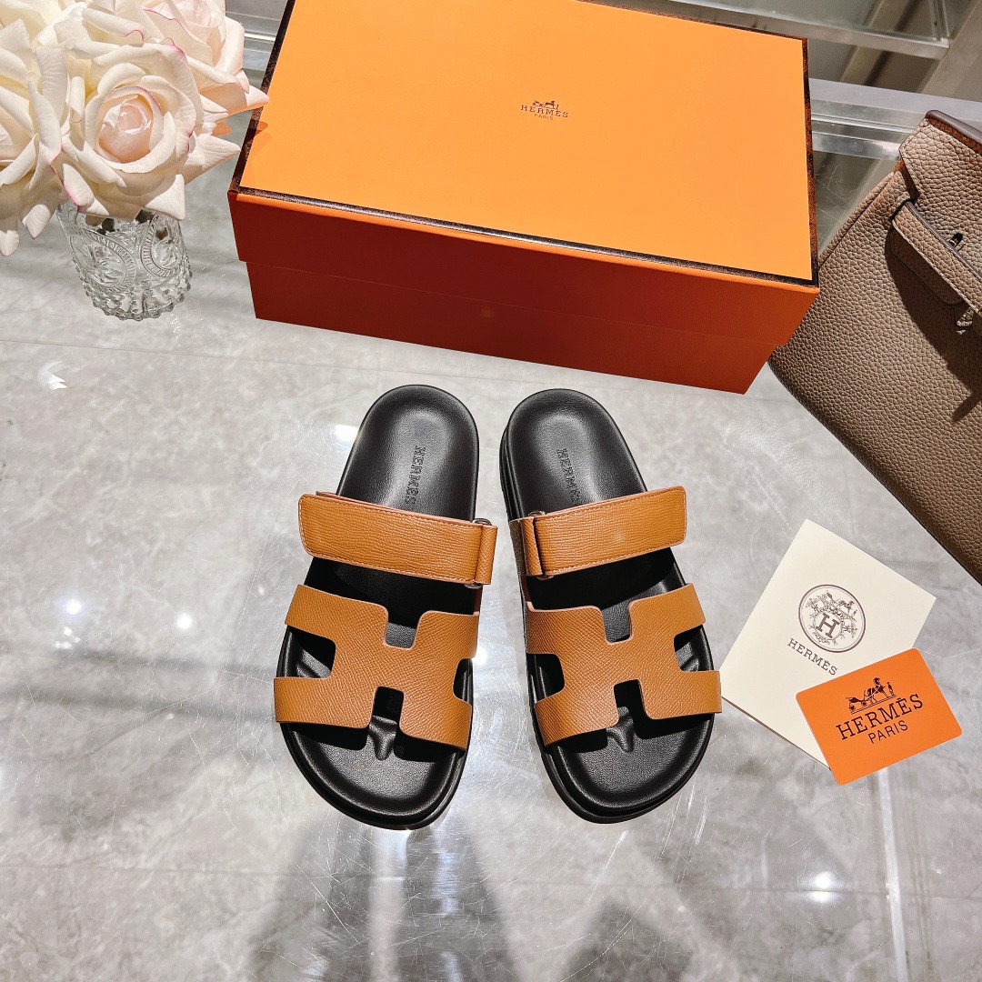 HERMES Chypre Sandals