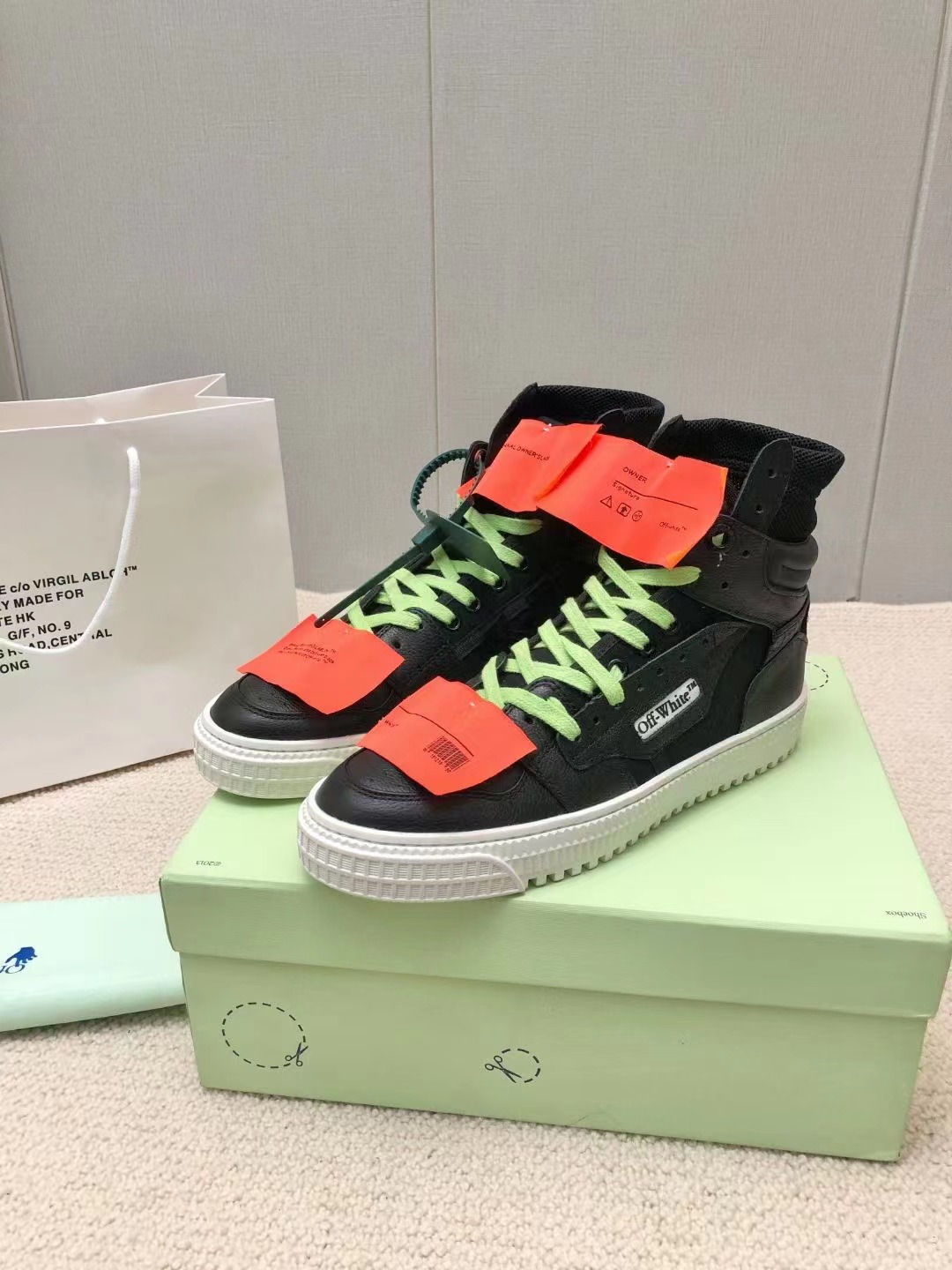 OFF COURT Sneakers