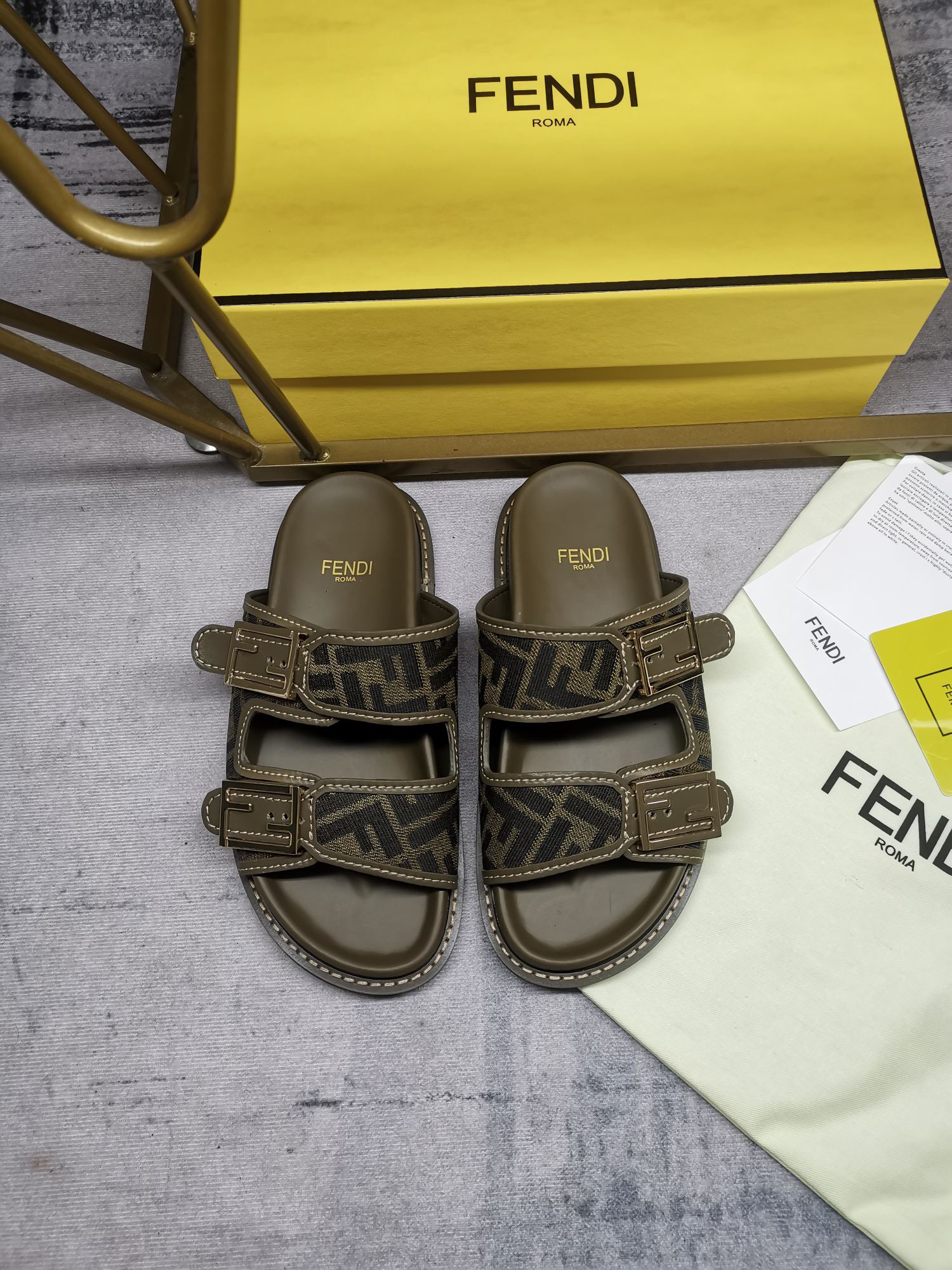FENDI Feel