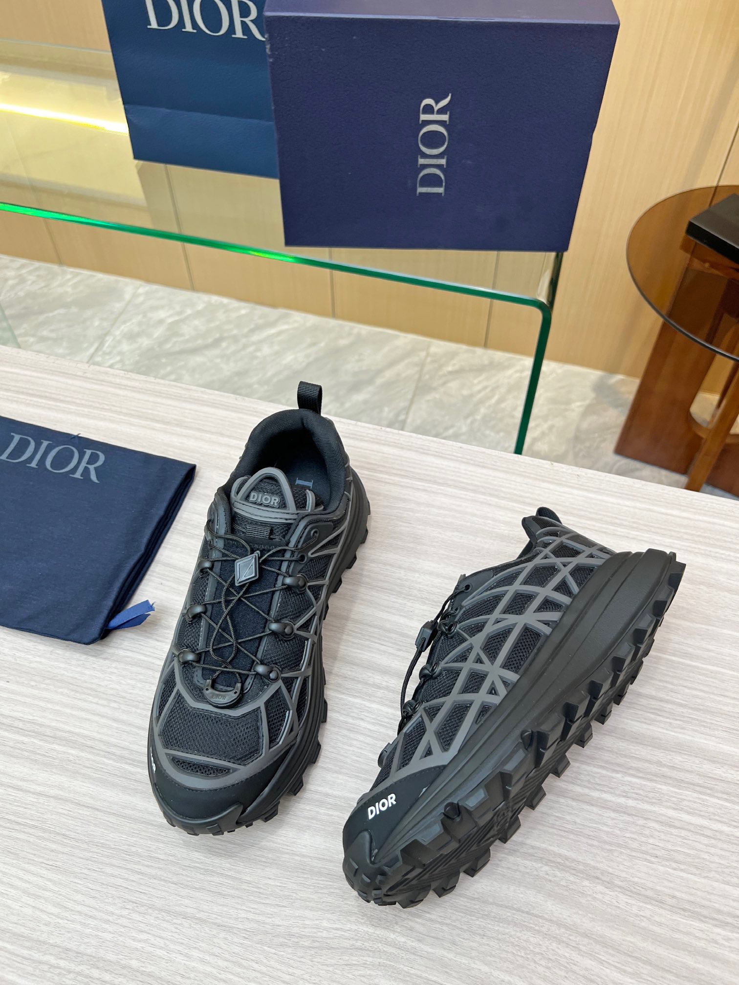DIOR B31 RUNNER Sneakers