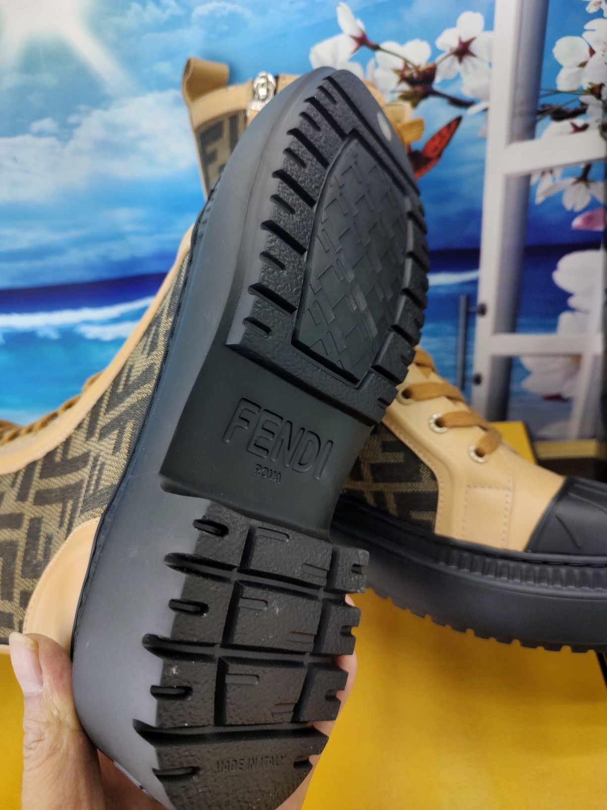 FENDI Domino
