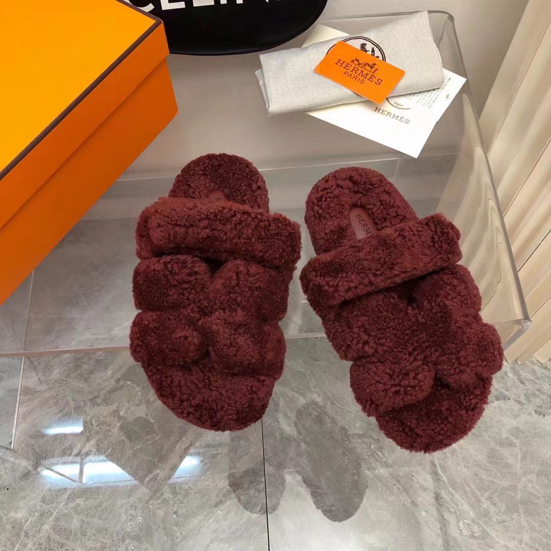 HERMES Chypre FUR Sandals