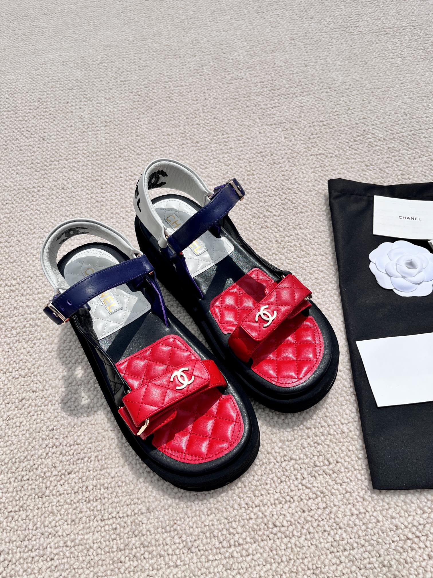 CHANEL Sandals