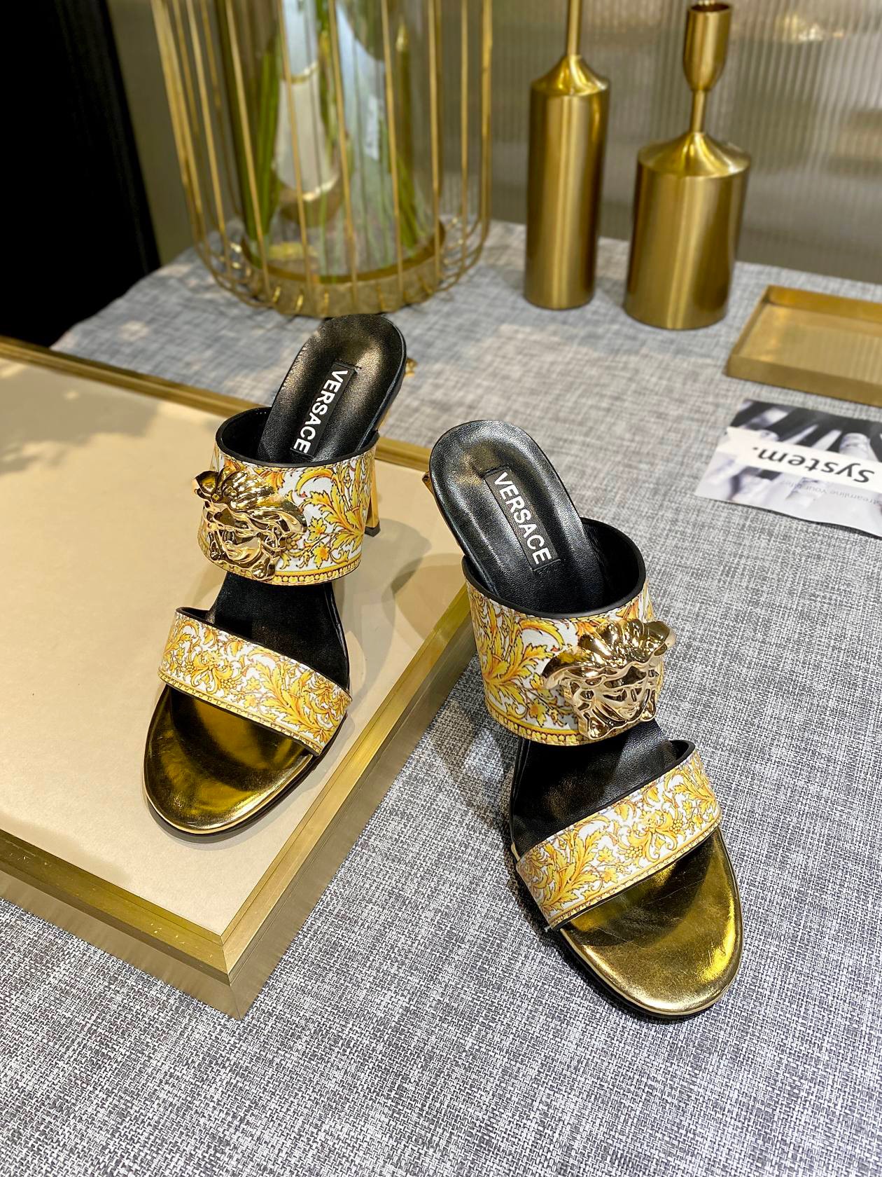 VERSACE ALLOVER HEELS
