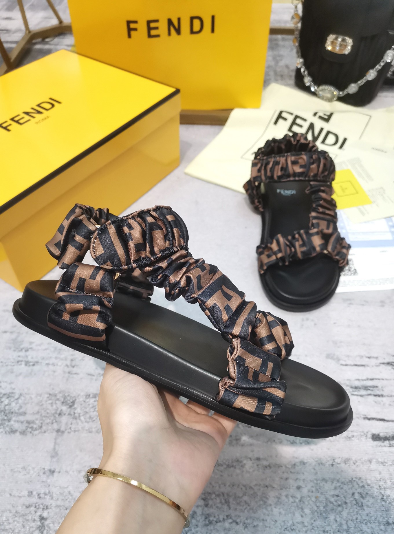 Fendi Feel