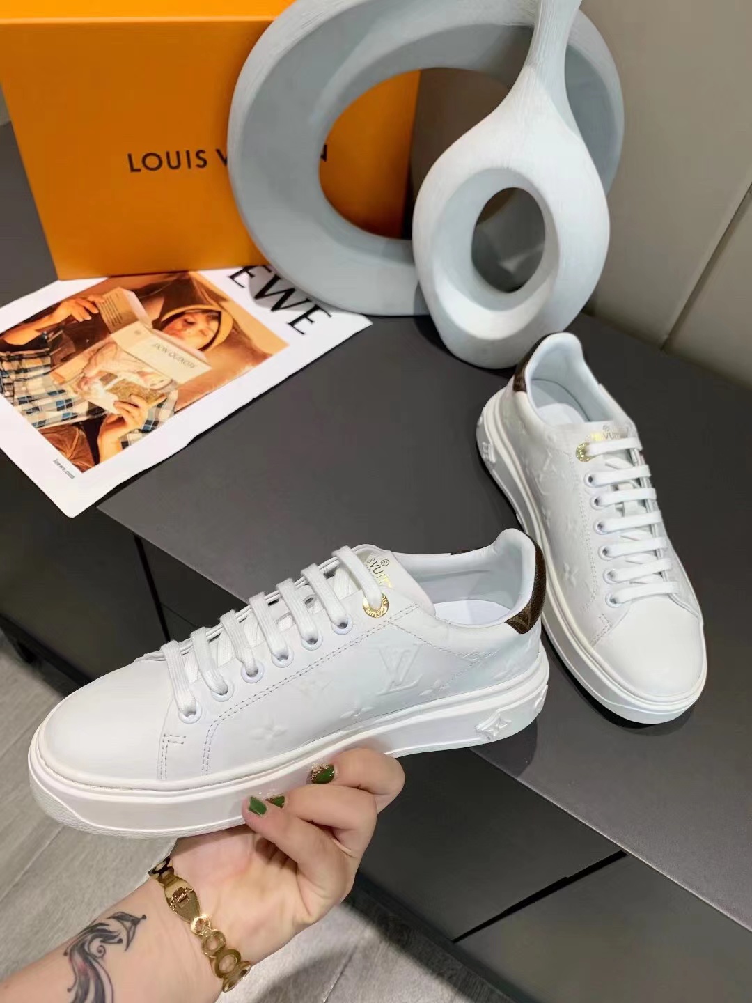 LV TIMEOUT Sneakers