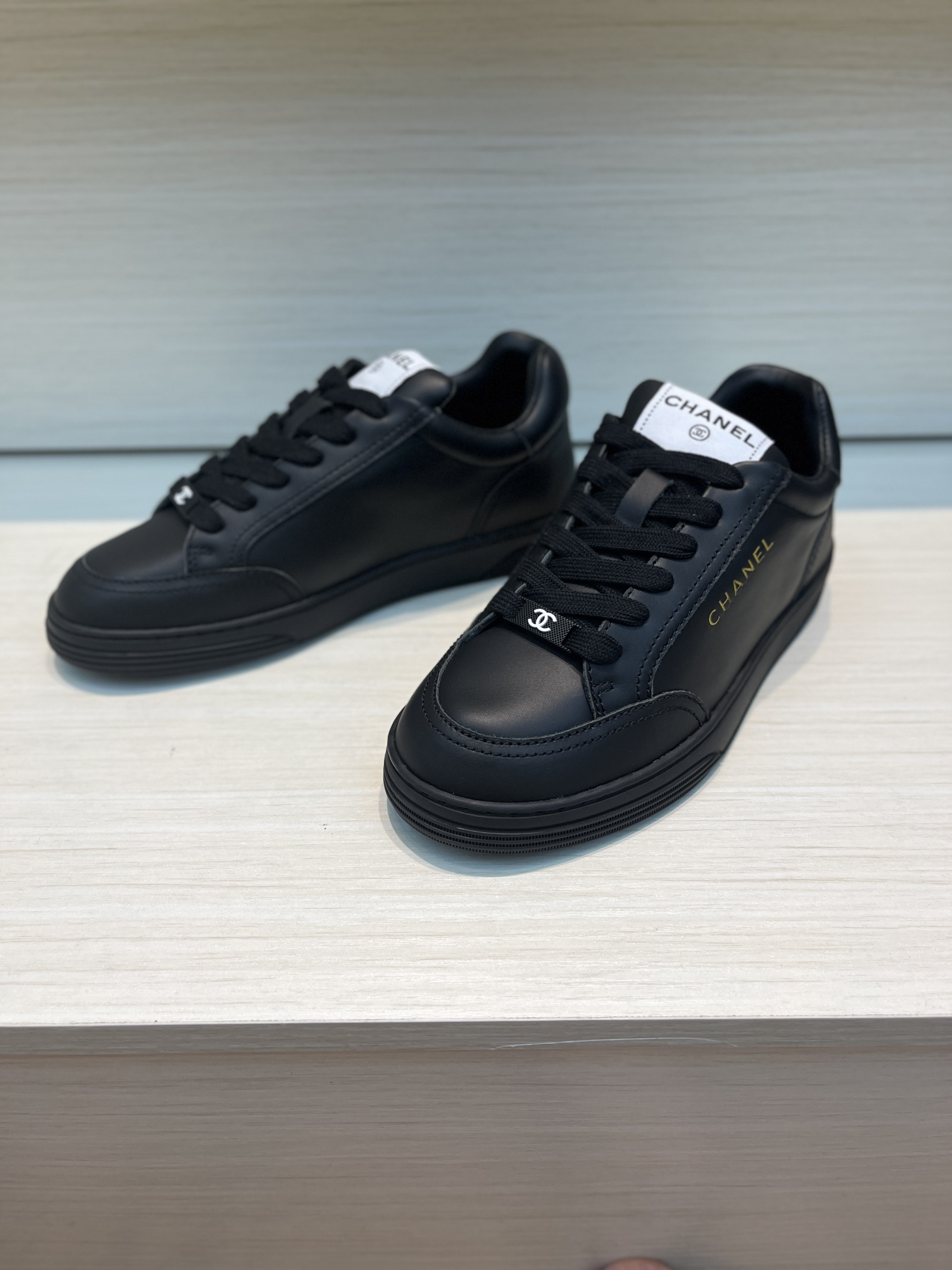 CHANEL Sneakers