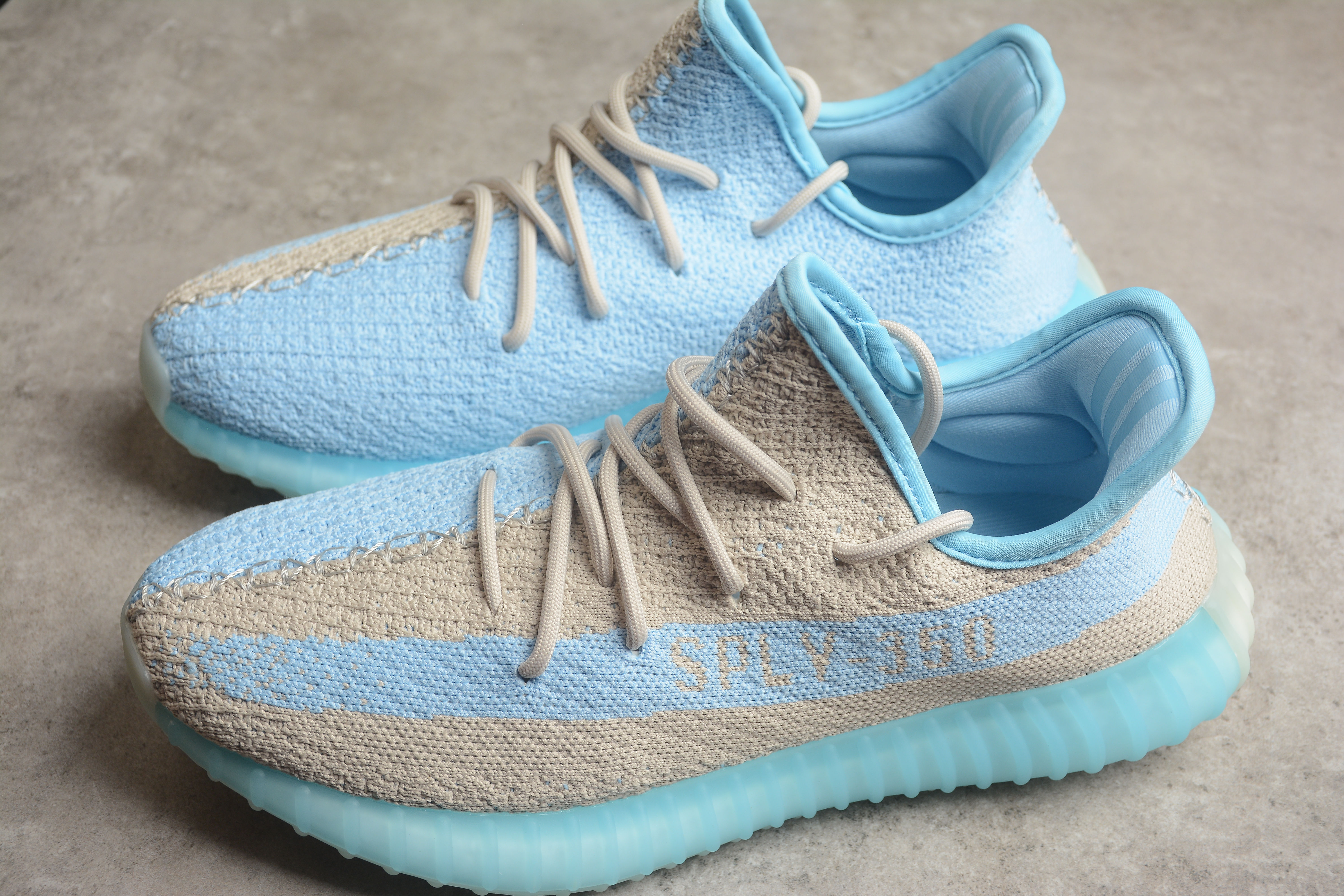 Adidas Yeezy Boost 350V2