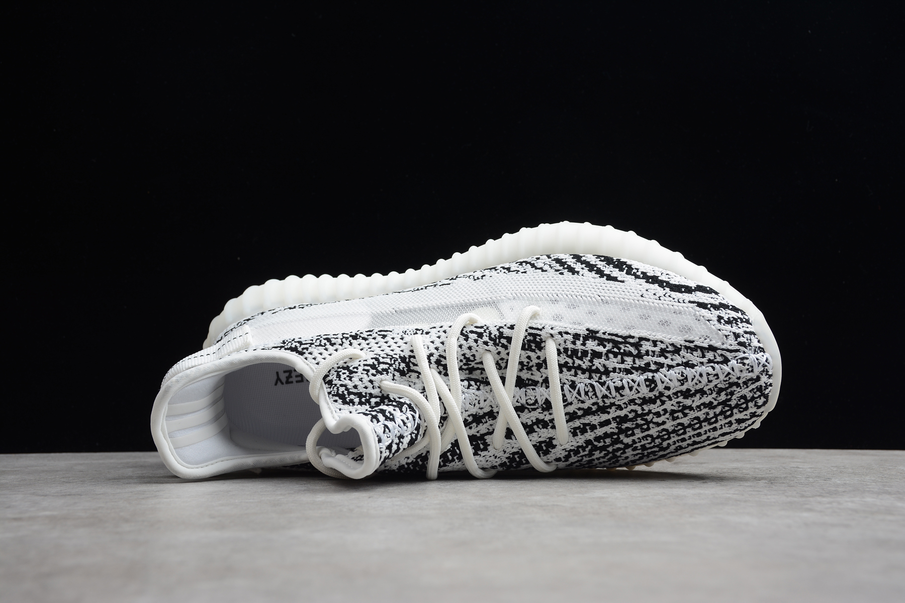 Adidas Yeezy 350 Boost V2